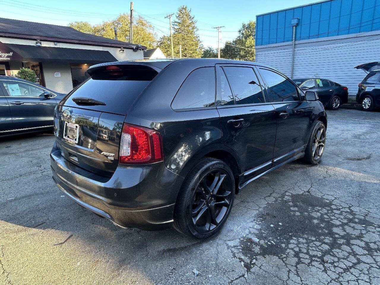Used 2014 Ford Edge Sport w/ Driver Entry Package AWD/4WD image 12