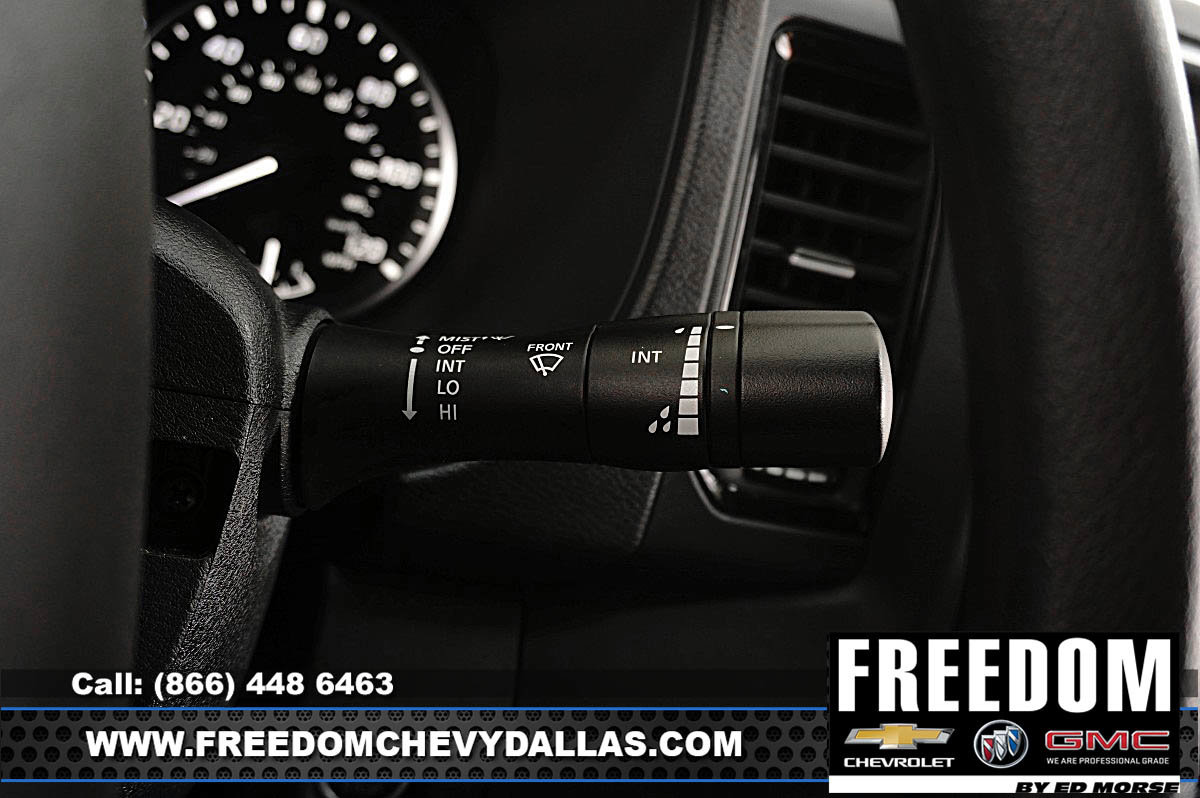 Used 2023 Nissan Frontier SV w/ Midnight Edition Package RWD image 26