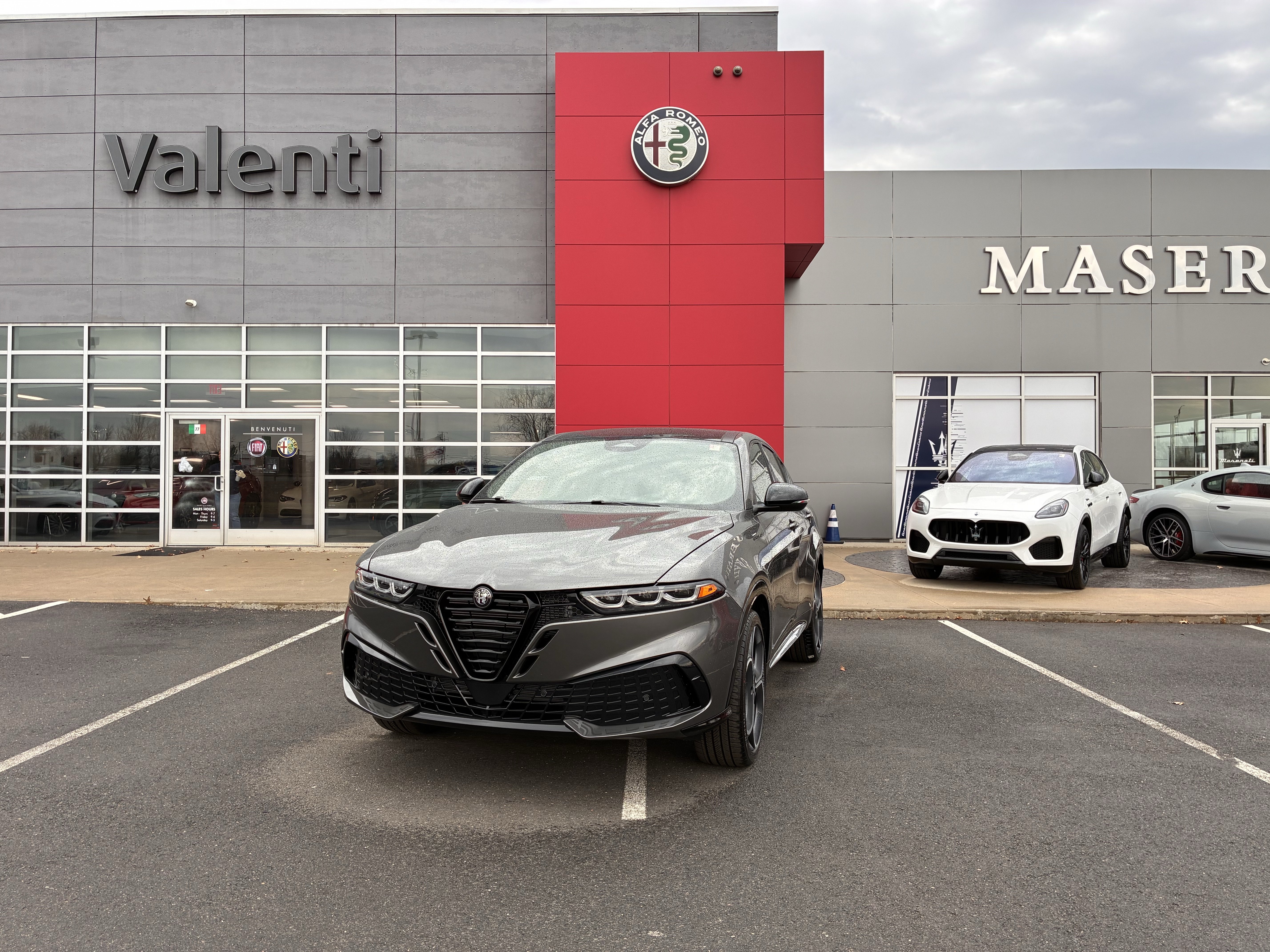 New 2026 Alfa Romeo Tonale AWD/4WD image 1