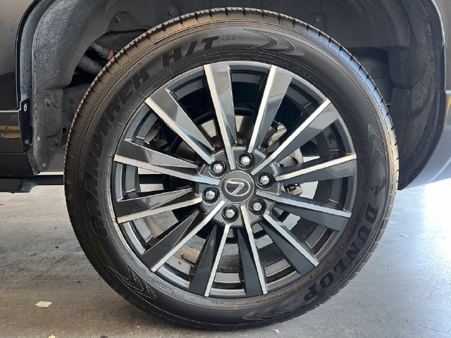 Certified 2025 Lexus GX 550 w/ Accessory Package (2T) AWD/4WD image 10