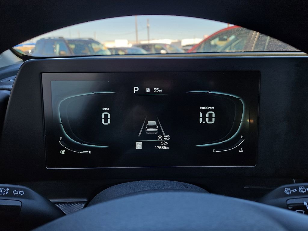 Used 2025 Kia Sportage LX image 29