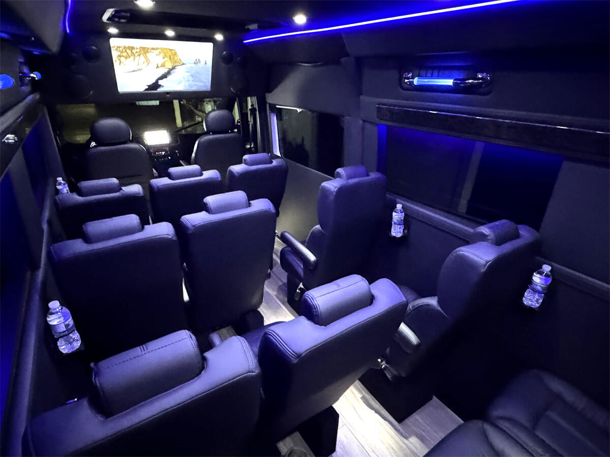 Used 2024 RAM ProMaster 3500 image 2