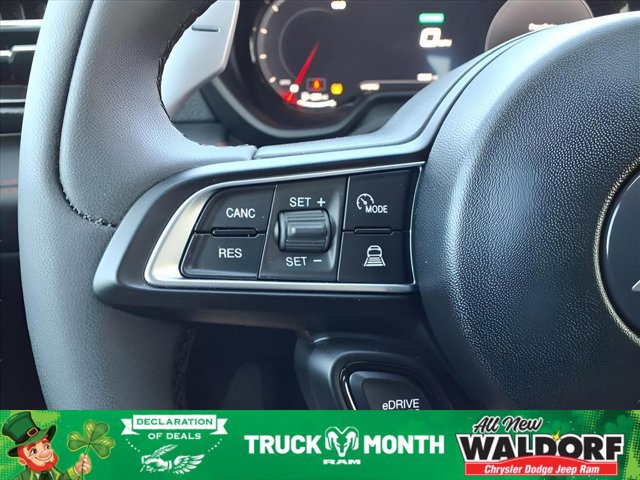 New 2024 Dodge Hornet R/T Plus w/ R/T Blacktop Package image 18