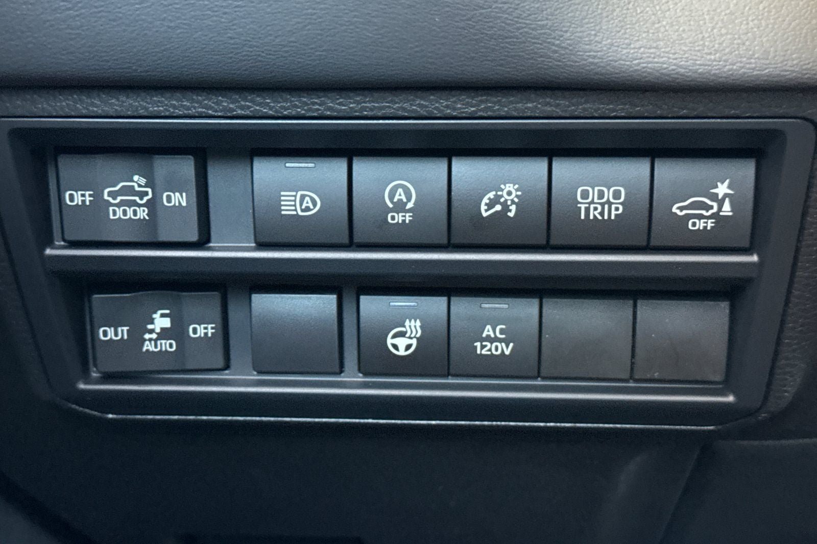New 2026 Toyota Tundra Platinum AWD/4WD image 30