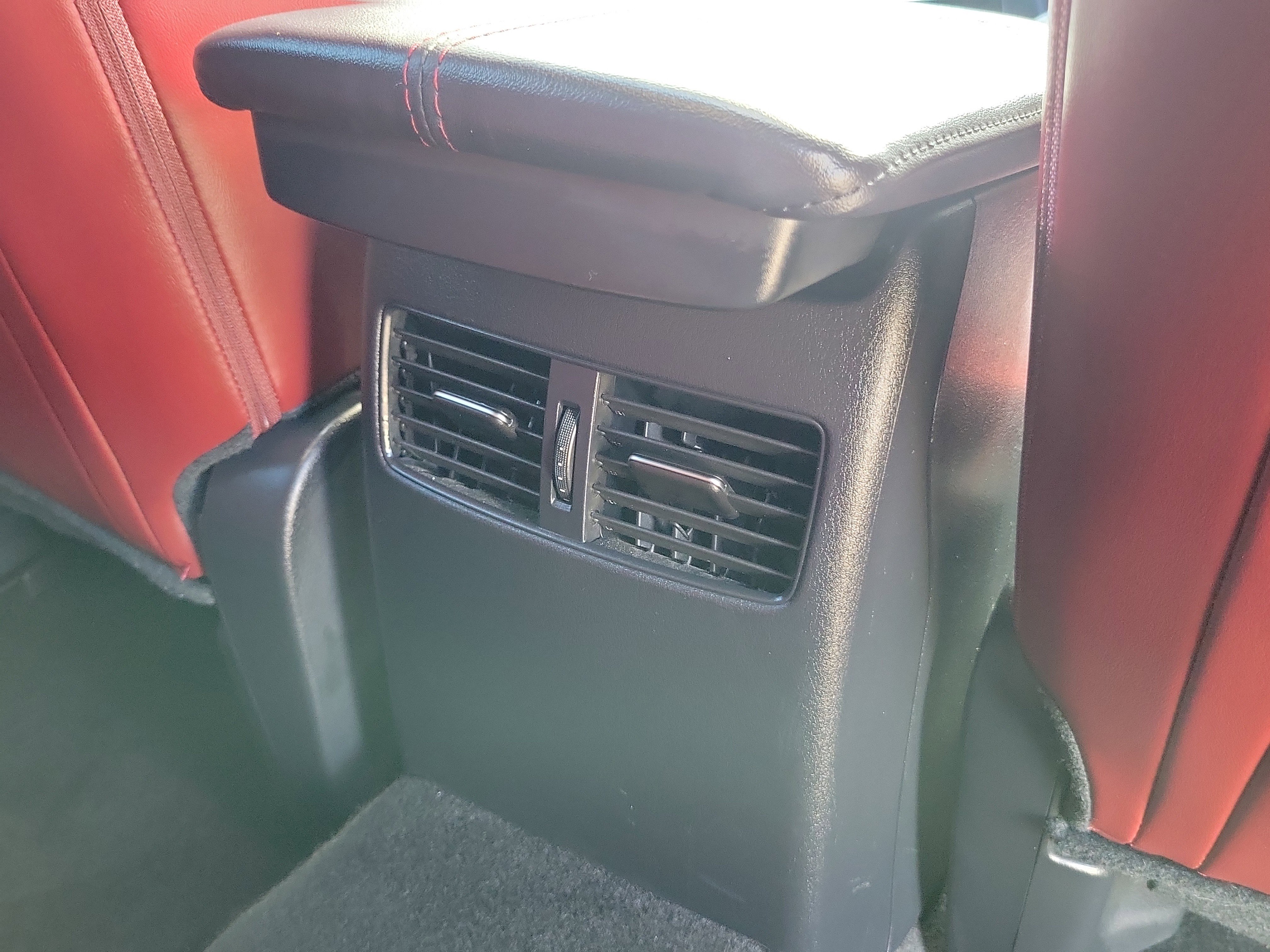 Used 2024 MAZDA CX-30 AWD 2.5 S w/ Preferred Package image 22