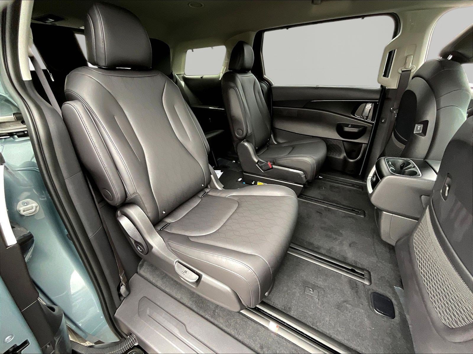 New 2027 Kia Carnival EX FWD image 20