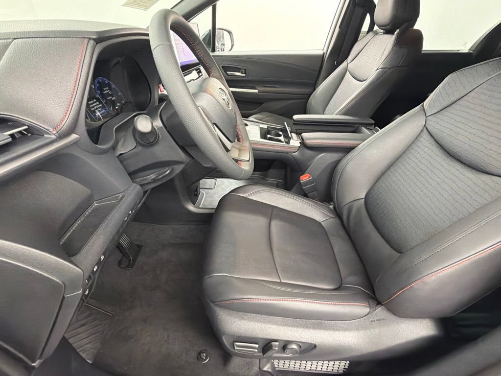 Certified 2026 Toyota Sienna XSE FWD image 22