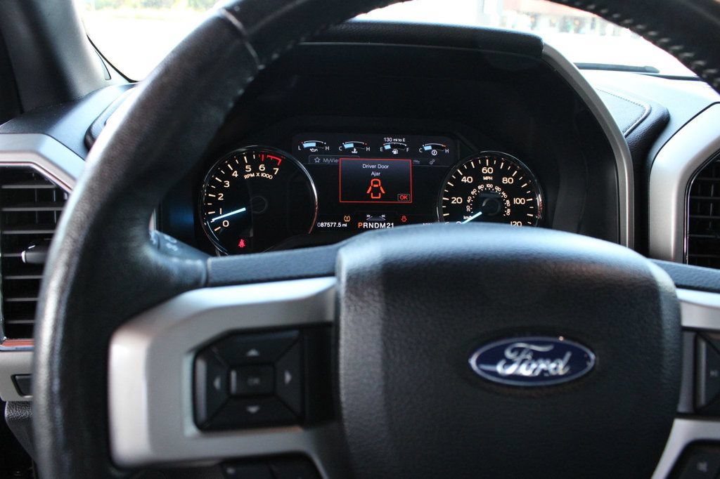 Used 2017 Ford F150 Lariat w/ Equipment Group 502A Luxury AWD/4WD image 9