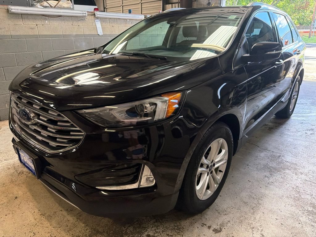 Used 2019 Ford Edge SEL w/ Equipment Group 201A AWD/4WD image 3
