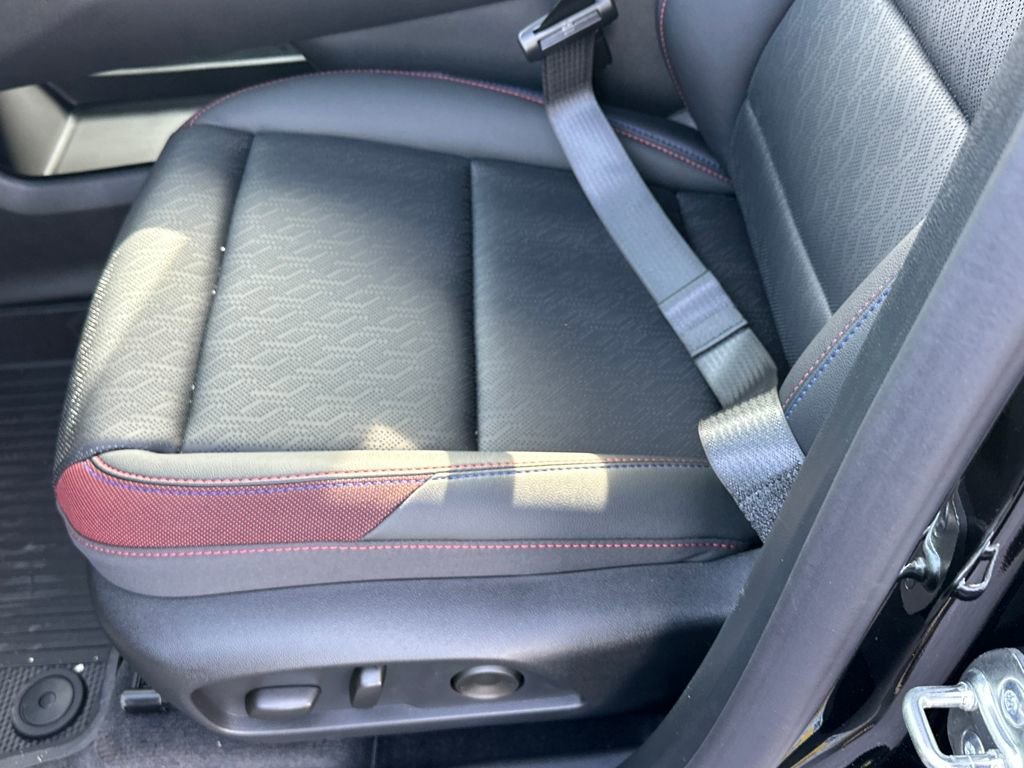 New 2026 Chevrolet Equinox RS w/ Convenience Package III image 11