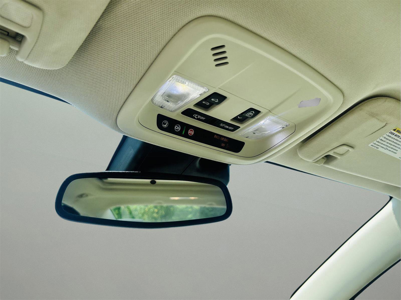 Used 2021 Chevrolet Malibu Premier image 38