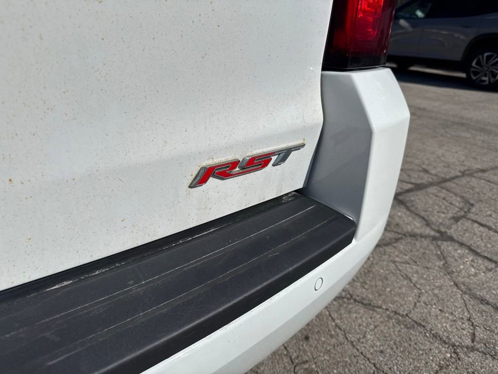Used 2020 Chevrolet Suburban Premier AWD/4WD image 14