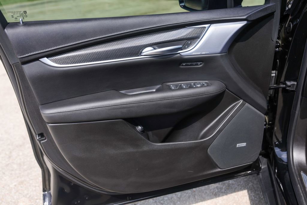 Certified 2024 Cadillac XT5 Sportv w/ Technology Package AWD/4WD image 25