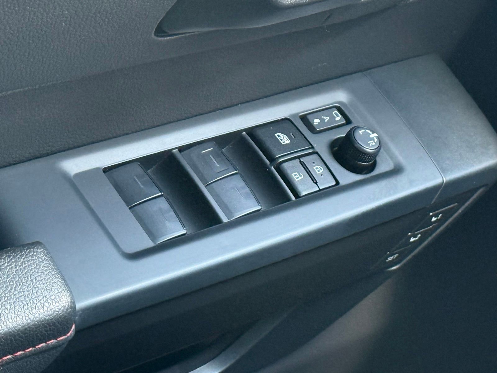 Used 2025 Toyota Tundra TRD Pro AWD/4WD image 36