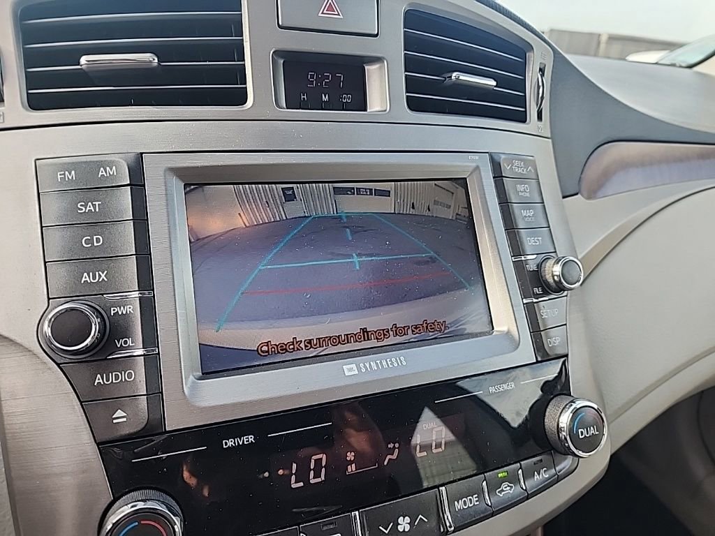 Used 2012 Toyota Avalon Limited image 16