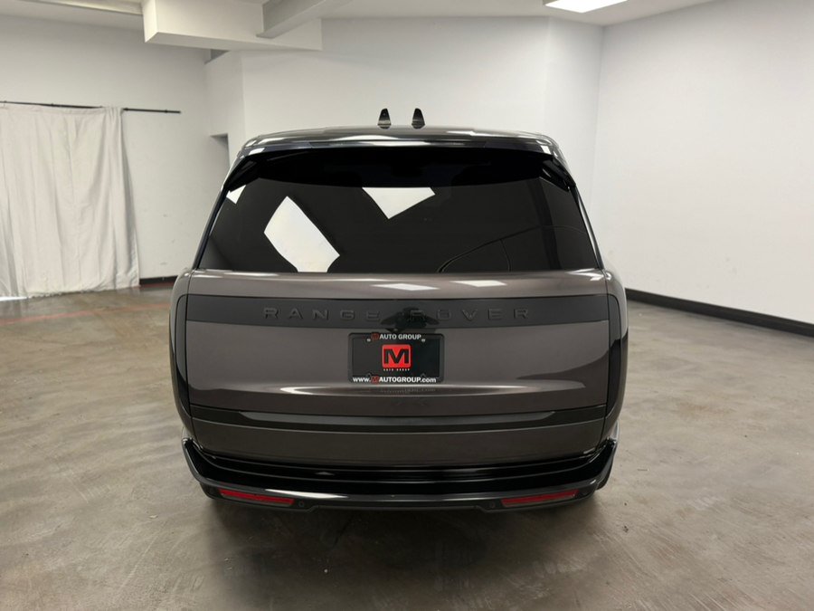 Used 2023 Land Rover Range Rover SE AWD/4WD image 10