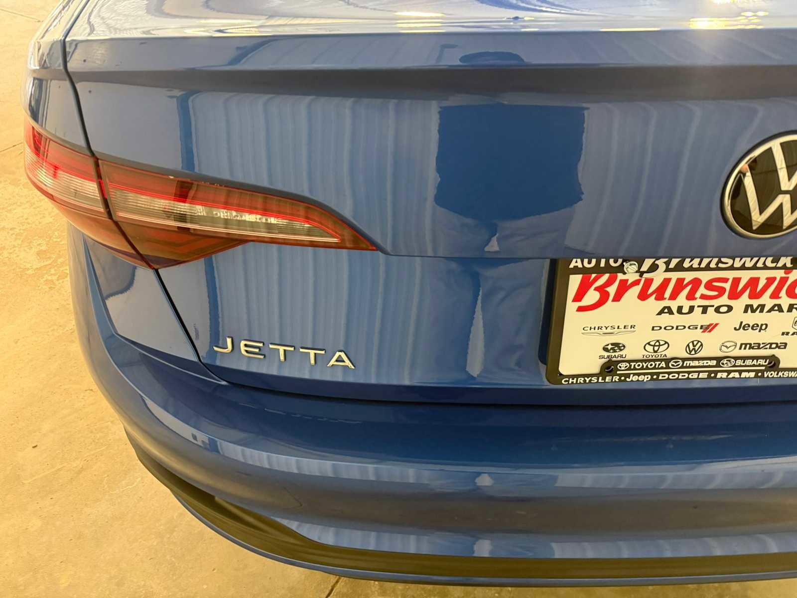 Certified 2023 Volkswagen Jetta Sport image 17