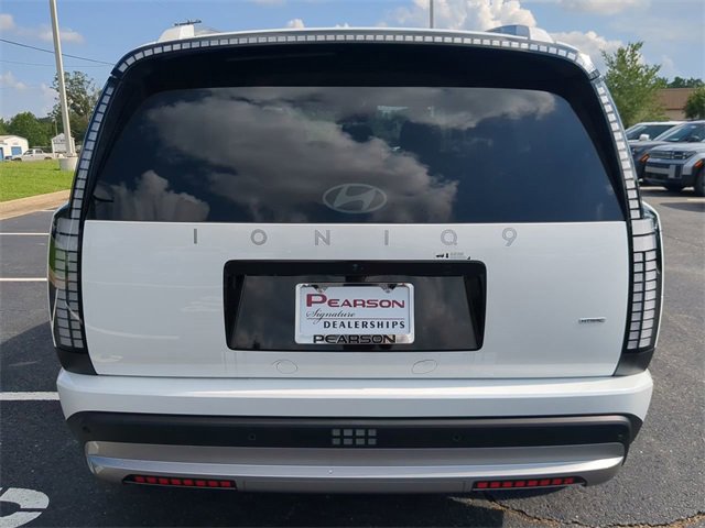 New 2026 Hyundai Ioniq 9 SE image 5