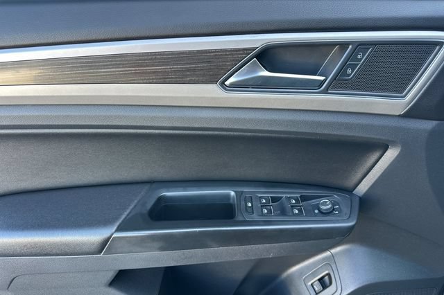 Used 2018 Volkswagen Atlas SEL AWD/4WD image 12