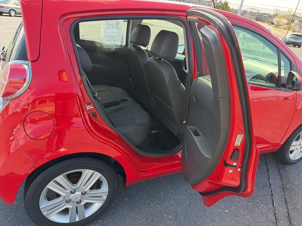 Used 2014 Chevrolet Spark LT image 18