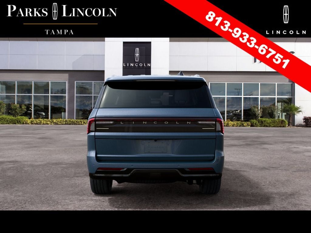 New 2027 Lincoln Navigator Premiere RWD image 7