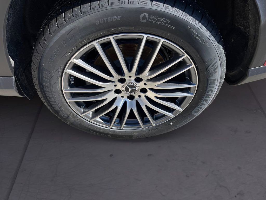 New 2026 Mercedes-Benz GLC 300 4MATIC image 9