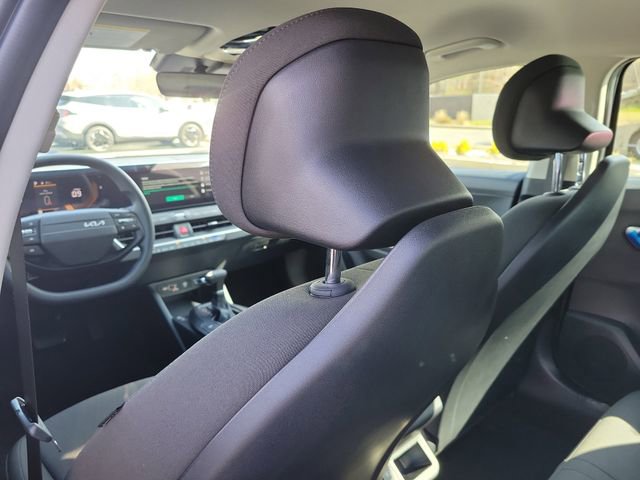 New 2026 Kia K4 LXS image 12