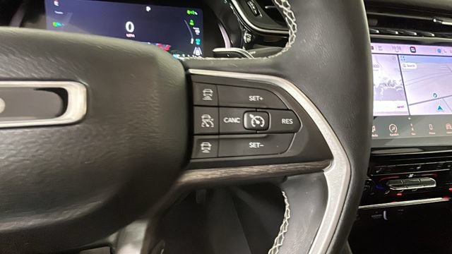 Used 2023 Jeep Grand Cherokee 4WD 4xe image 16