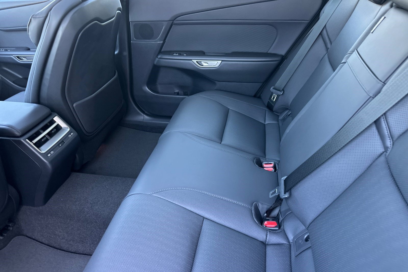 New 2026 Lexus ES 350h AWD w/ Convenience Package image 22