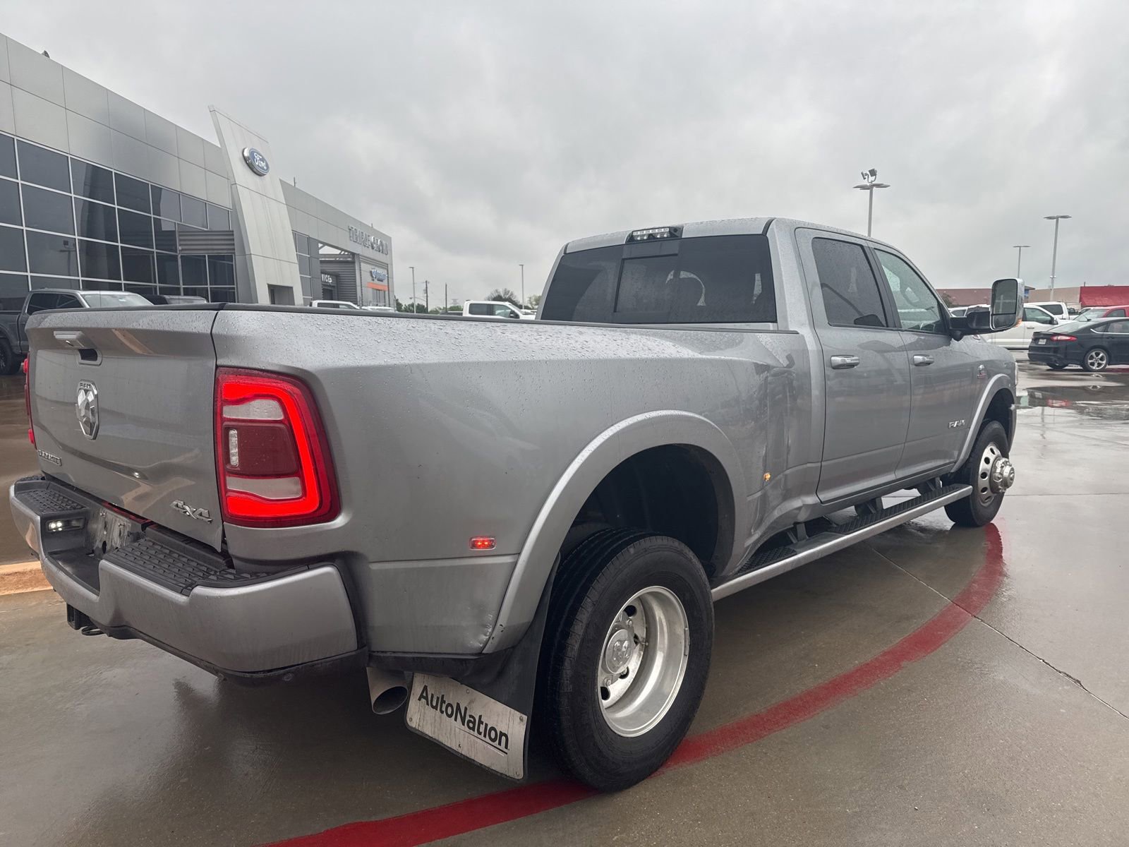 Used 2020 RAM 3500 Laramie AWD/4WD image 3