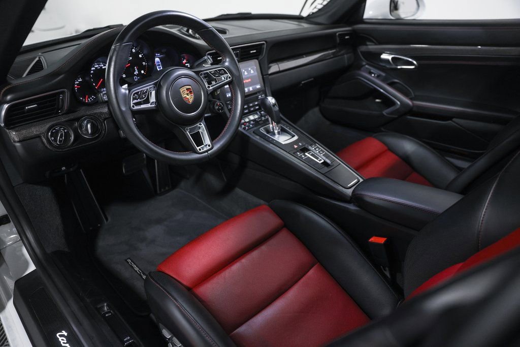 Used 2019 Porsche 911 Targa 4 GTS image 25