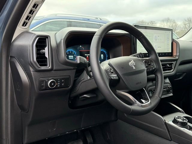 Used 2025 Ford Bronco Sport Outer Banks w/ Outer Banks Tech Package+ image 9