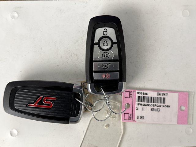 Used 2024 Ford Explorer ST w/ Equipment Group 401A AWD/4WD image 11