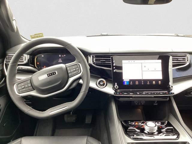 Certified 2024 Jeep Wagoneer Series II w/ Convenience Group I image 9