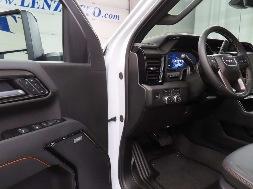 Used 2026 GMC Sierra 2500 AT4 image 60
