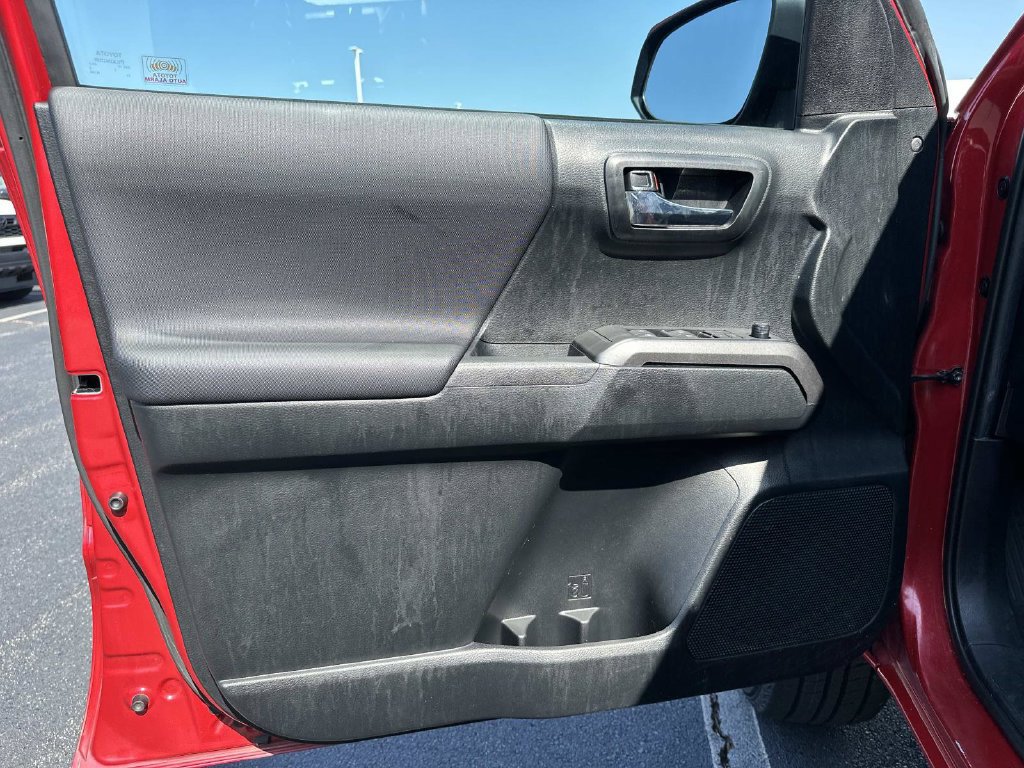 Used 2021 Toyota Tacoma TRD Sport RWD image 22