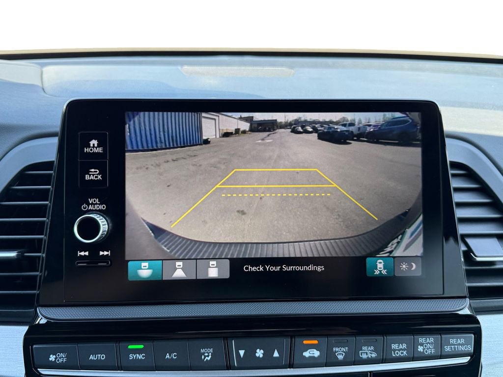 Used 2025 Honda Odyssey Sport-L image 15