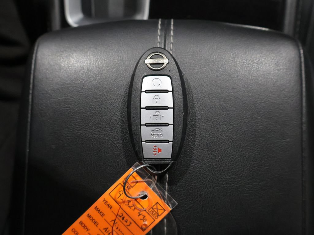 Used 2023 Nissan Altima 2.5 SV FWD image 25