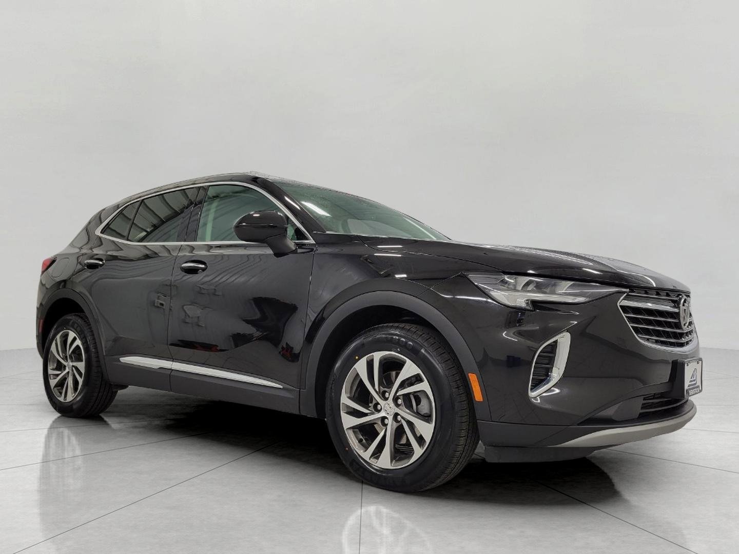 Used 2023 Buick Envision Essence image 1