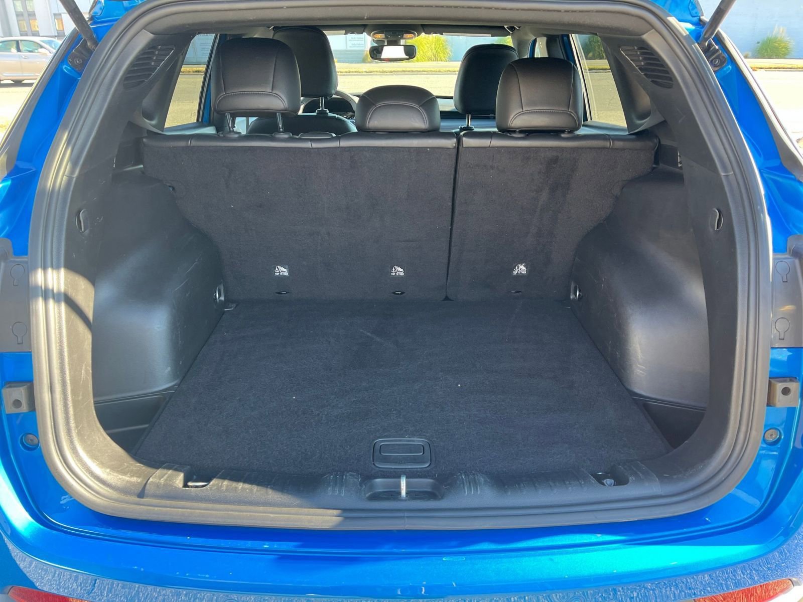 Used 2025 Jeep Compass Trailhawk image 30