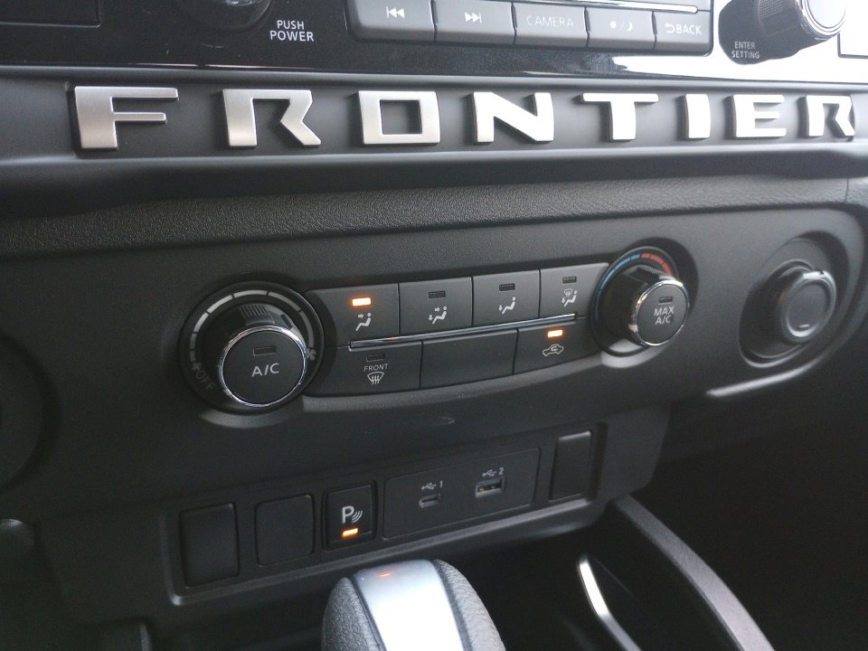 New 2026 Nissan Frontier SV image 17