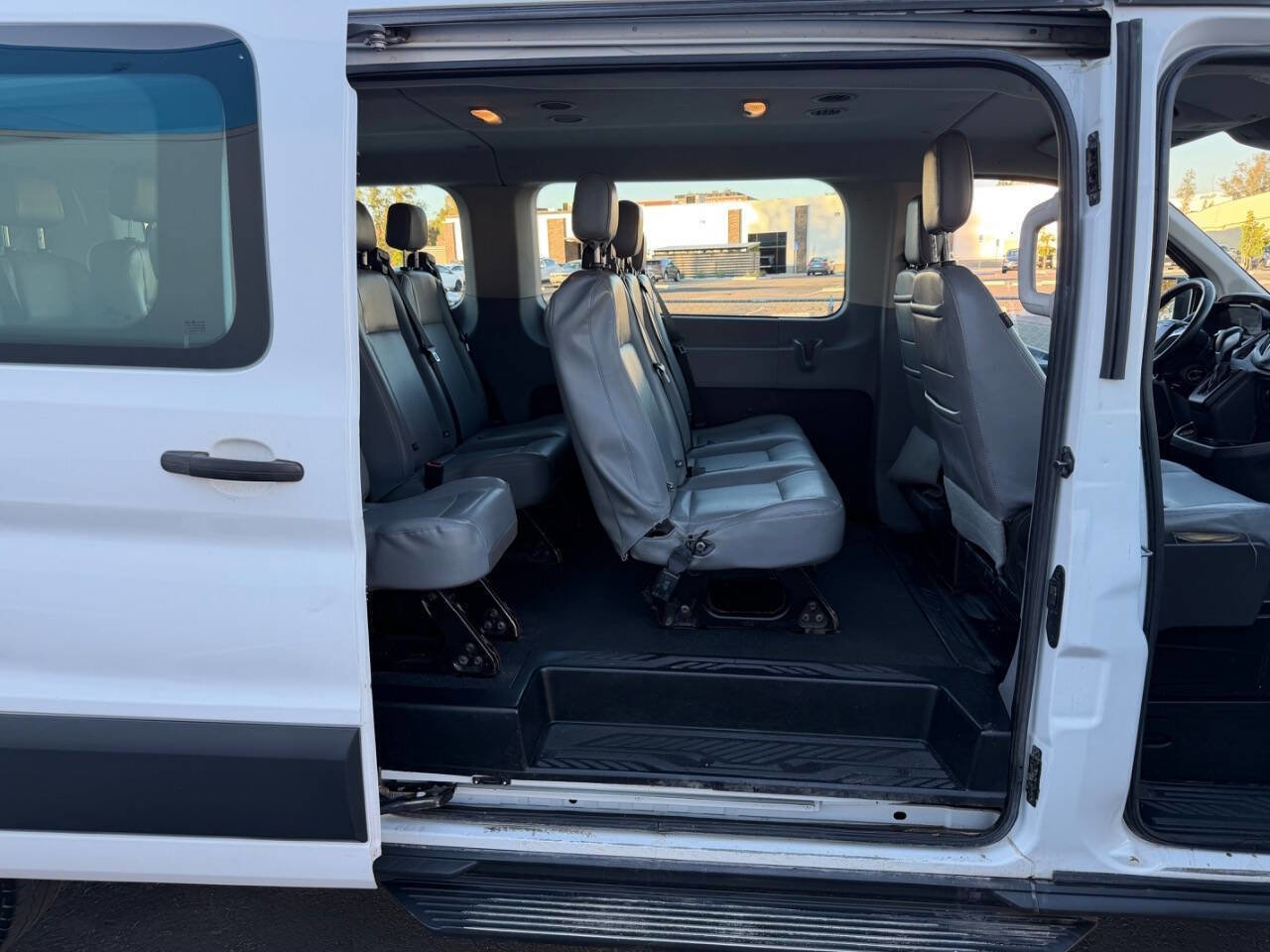 Used 2017 Ford Transit 350 XL image 20