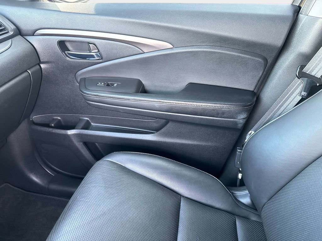 Used 2018 Honda Ridgeline RTL-T image 20