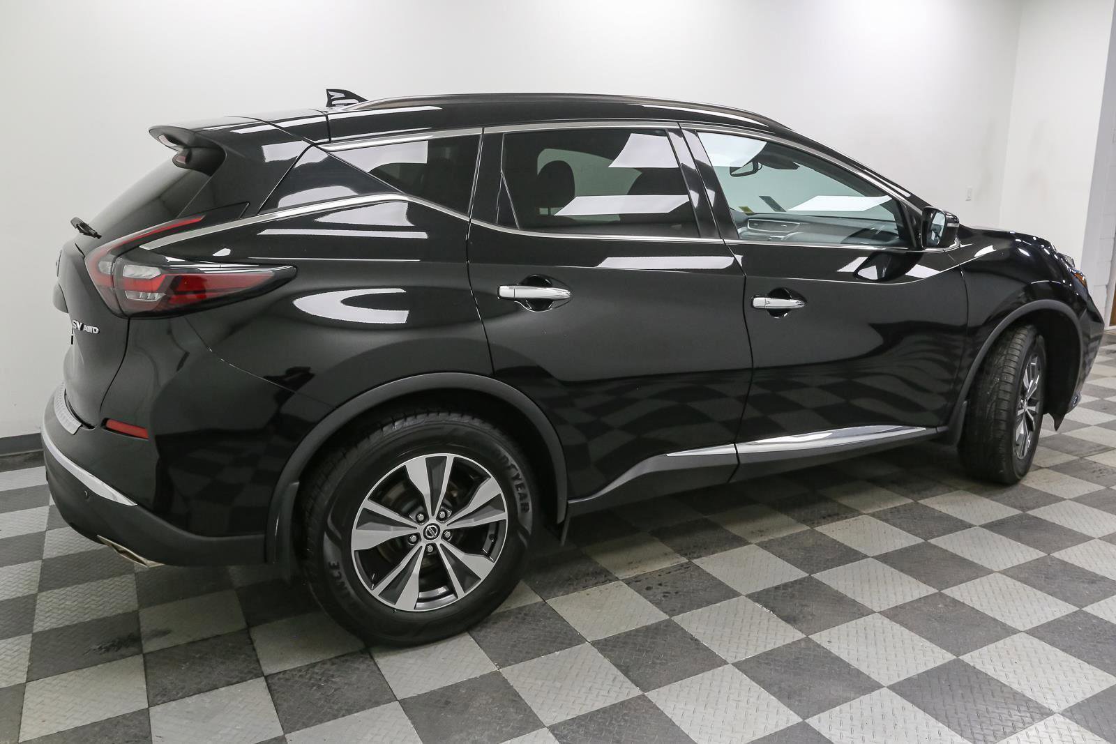 Used 2020 Nissan Murano SV image 9