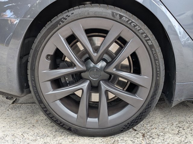 Used 2021 Tesla Model S Plaid image 22