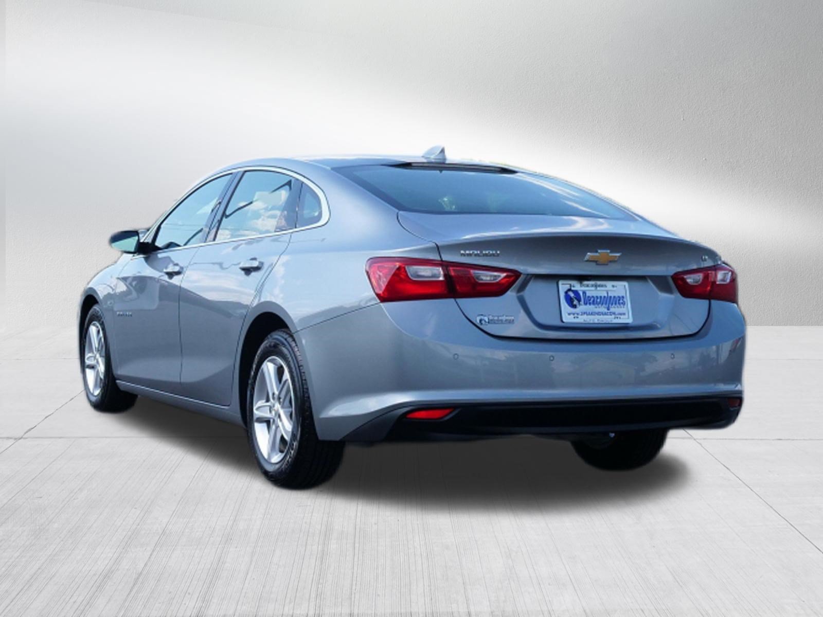 Used 2024 Chevrolet Malibu LT FWD image 5