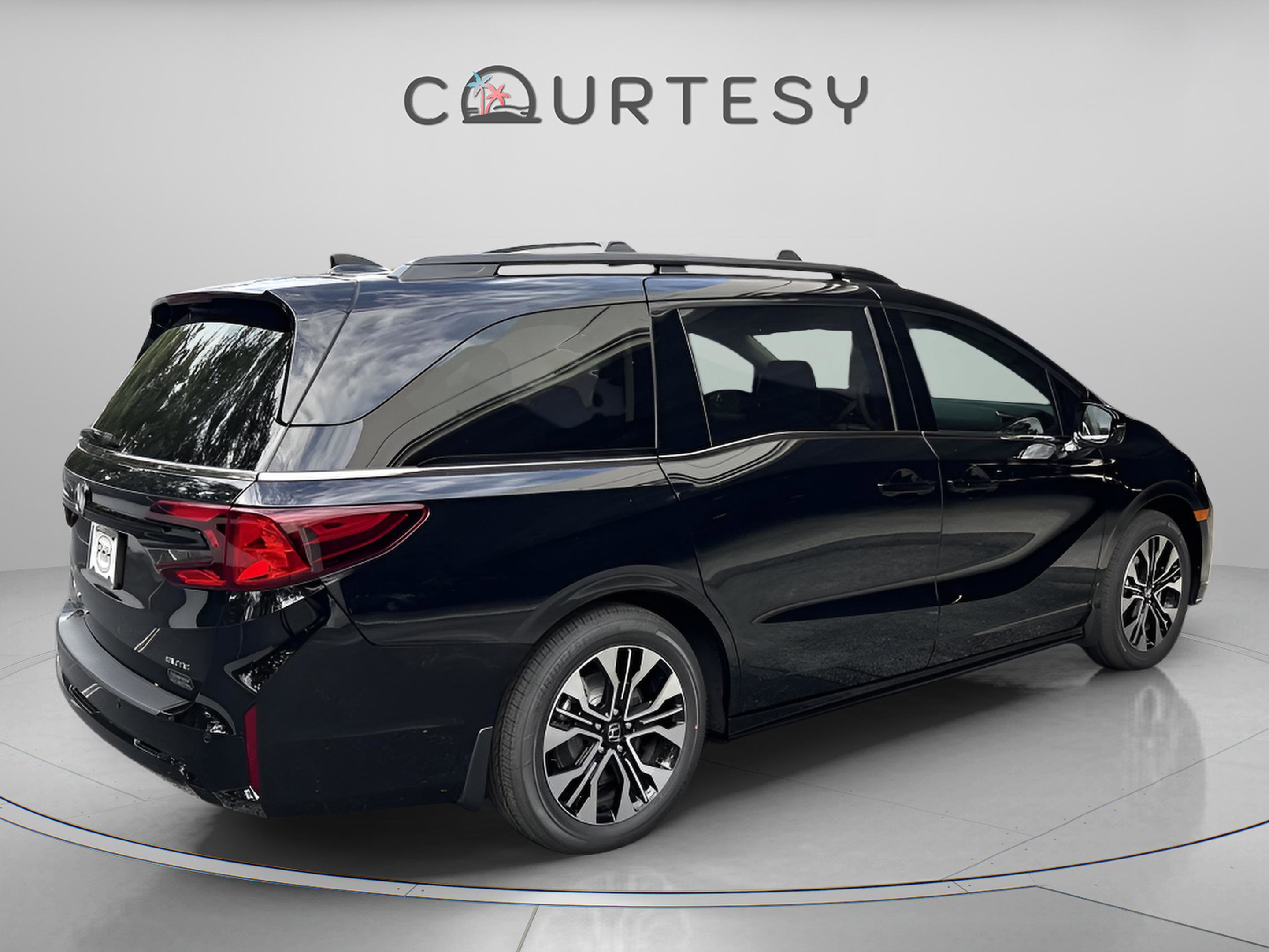 New 2026 Honda Odyssey Elite image 7