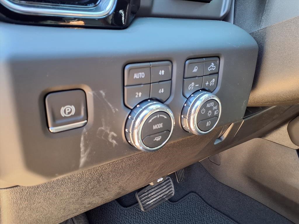 New 2026 GMC Sierra 2500 Denali w/ Denali Reserve Package image 21