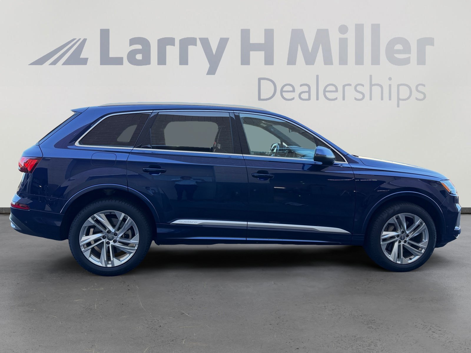 Used 2021 Audi Q7 3.0T Premium Plus w/ Premium Plus Package AWD/4WD image 6