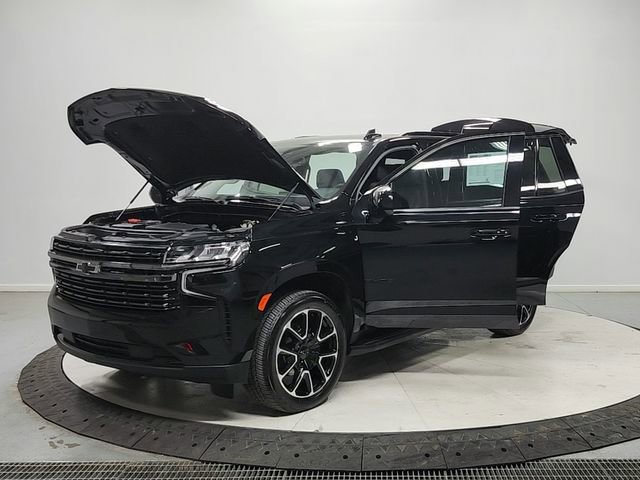 Used 2022 Chevrolet Tahoe RST w/ Sport Performance Package AWD/4WD image 11